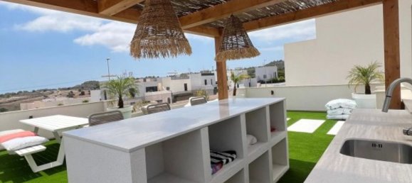 Villa de 4 dormitorios en San Miguel de Salinas, Spain No. 176606 20