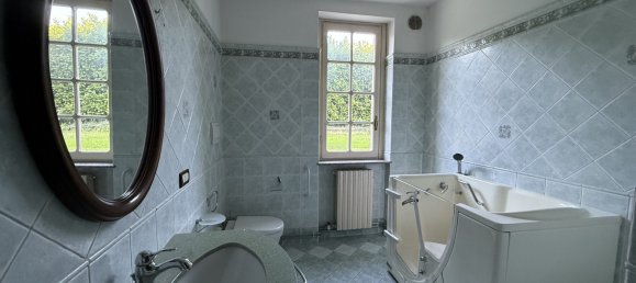 Вилла с 4 спальнями в Мерате, Италия № 324519 11