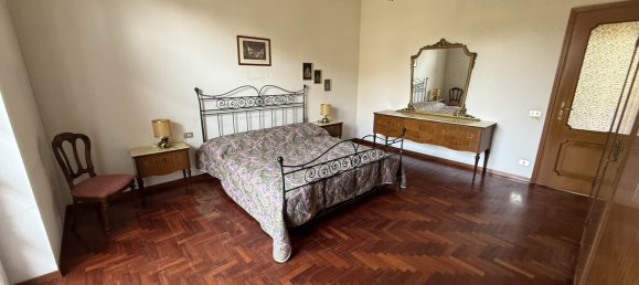 Вилла с 4 спальнями в Мерате, Италия № 324519 8