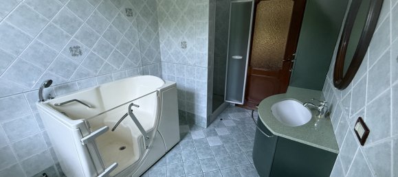 Вилла с 4 спальнями в Мерате, Италия № 324519 12