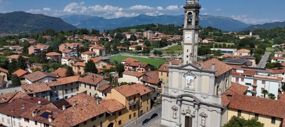 Вилла с 4 спальнями в Мерате, Италия № 324519 30