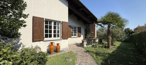 Вилла с 4 спальнями в Мерате, Италия № 324519 27