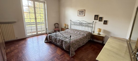 Вилла с 4 спальнями в Мерате, Италия № 324519 7