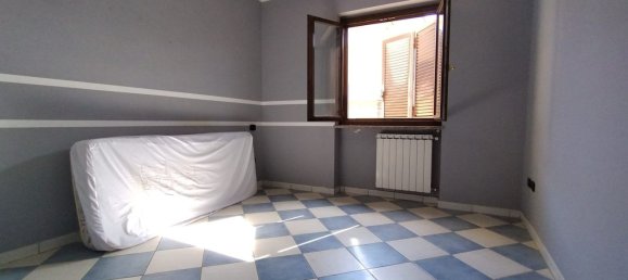 Apartamento T4 em Orta di Atella, Italy N.º 347301 11