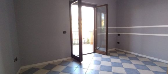 Apartamento T4 em Orta di Atella, Italy N.º 347301 12