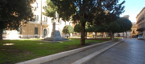 عقار تجاري في Lecce, Italy 247متر مربع رقم 374906 4