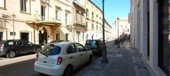 عقار تجاري في Lecce, Italy 247متر مربع رقم 374906 7