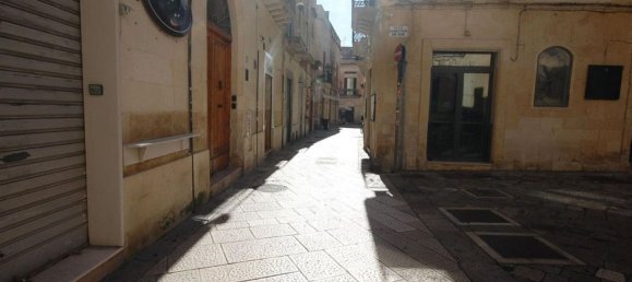 عقار تجاري في Lecce, Italy 247متر مربع رقم 374906 9