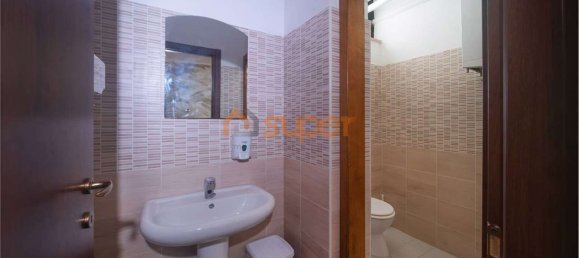 Gewerbliche Immobilie in Perugia, Italy 213m², Nr. 157209 12