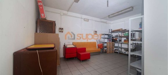 Gewerbliche Immobilie in Perugia, Italy 213m², Nr. 157209 11