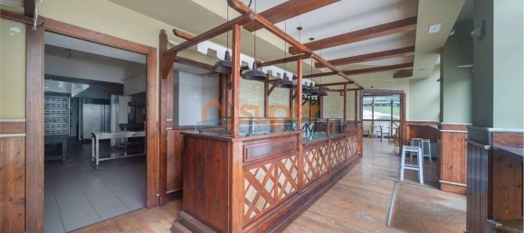 Gewerbliche Immobilie in Perugia, Italy 213m², Nr. 157209 4