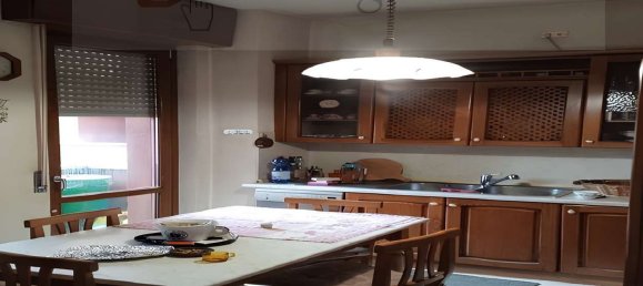 2-salle Appartement à Buscate, Italy No. 13023 4