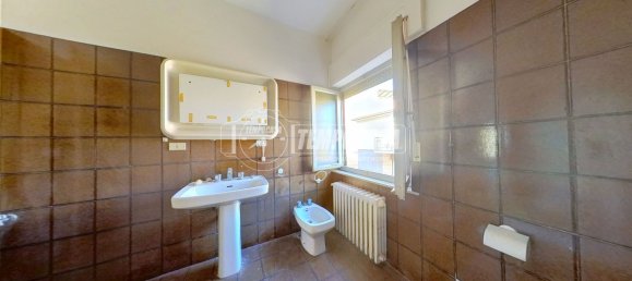 Квартира с 3 спальнями в Монтегранаро, Италия № 323095 14