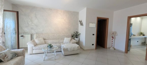 3 Schlafzimmer Doppelhaus in Pulsano, Italy, Nr. 376732 6