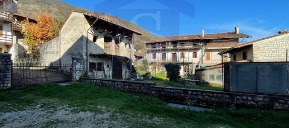 Casa de 3 habitaciónes en Pordenone, Italy No. 30276 9