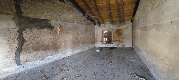 Casa de 3 habitaciónes en Pordenone, Italy No. 30276 8