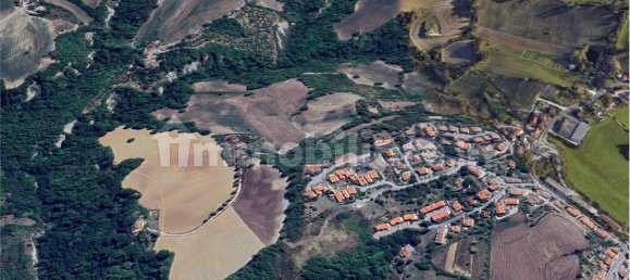 3 bedrooms Apartment in Urbino, Italy No. 261111 15