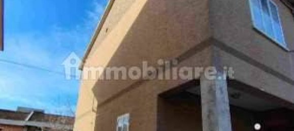 3 bedrooms Apartment in Urbino, Italy No. 261111 6