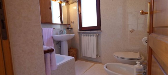 Дом с 4 спальнями в Сеста Годано, Италия № 318693 7