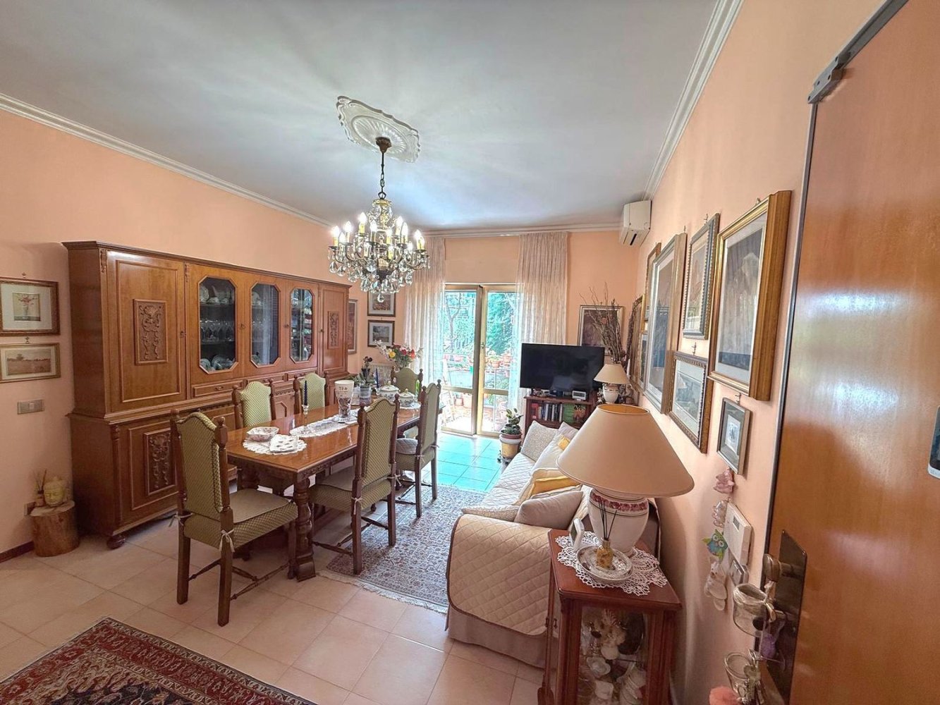 2 Schlafzimmer Wohnung in Rome, Italy, Nr. 394072