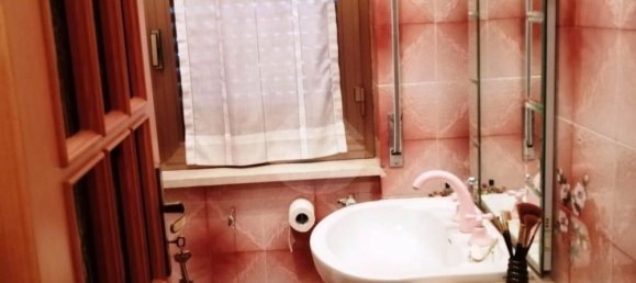 8 rooms House in Parenti, Italy No. 166083 12