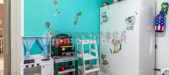 3 Schlafzimmer Wohnung in Samarate, Italy, Nr. 269608 41