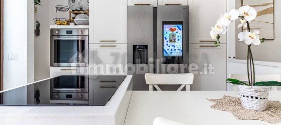 3 Schlafzimmer Wohnung in Samarate, Italy, Nr. 269608 18