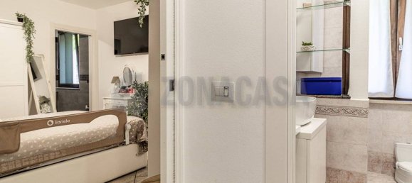 3 Schlafzimmer Wohnung in Samarate, Italy, Nr. 269608 20