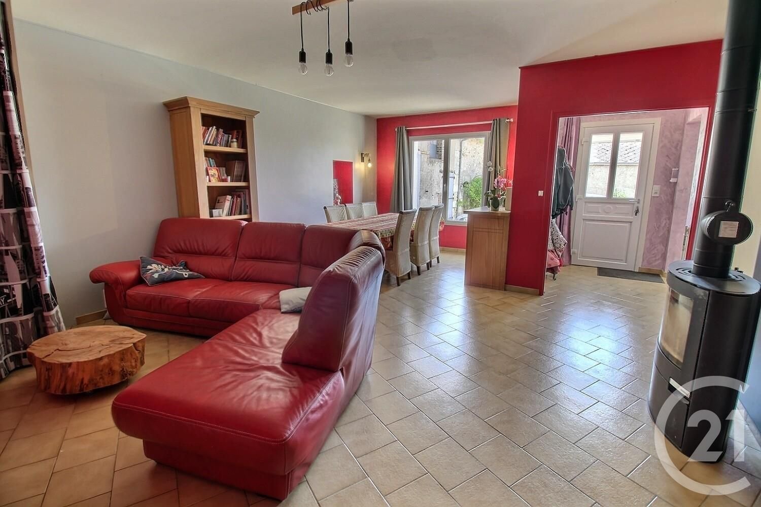 4 chambres Maison à Loir-et-Cher, France No. 91462