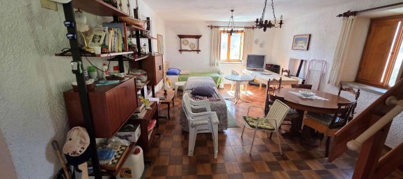 7 rooms House in Molazzana, Italy No. 75655 16