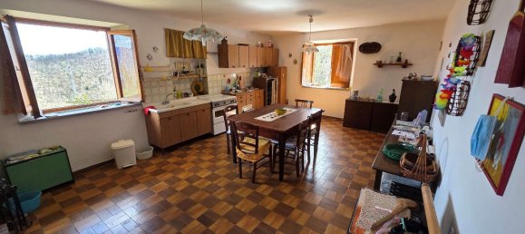 7 rooms House in Molazzana, Italy No. 75655 11