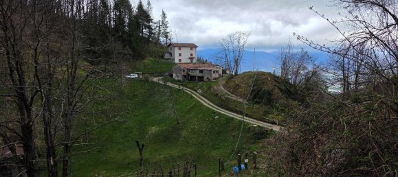 7 rooms House in Molazzana, Italy No. 75655 5