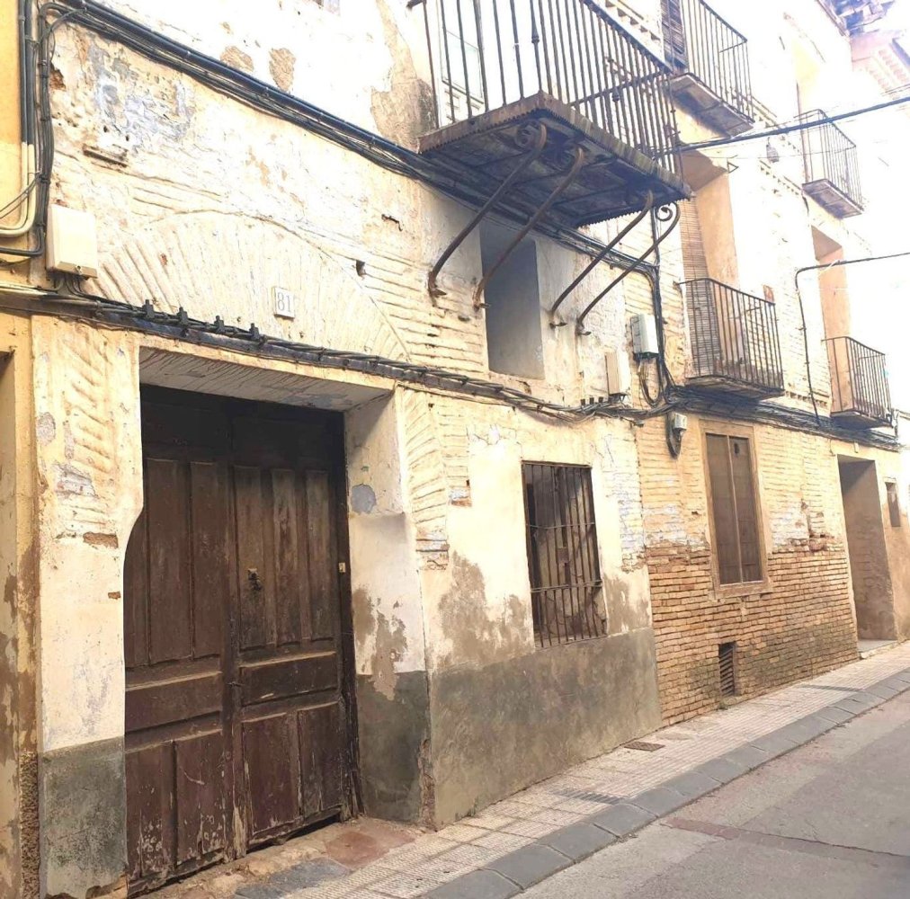 10 غرف نوم منزل في Zaragoza, Spain رقم 273355