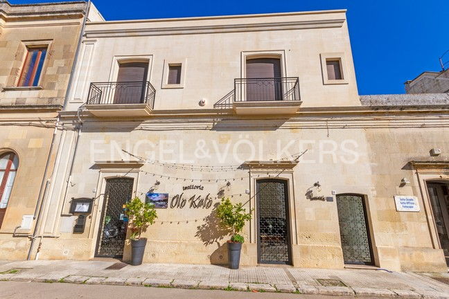 3 bedrooms Commercial property in Corigliano d'Otranto, Italy No. 128373