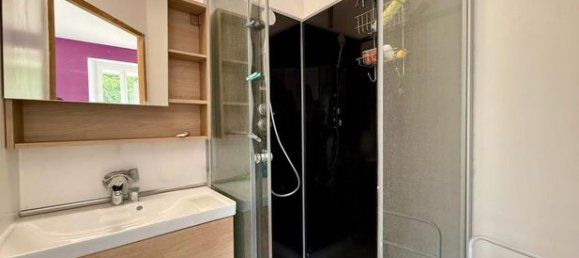 8 bedrooms House in Seine-Maritime, France No. 352984 11