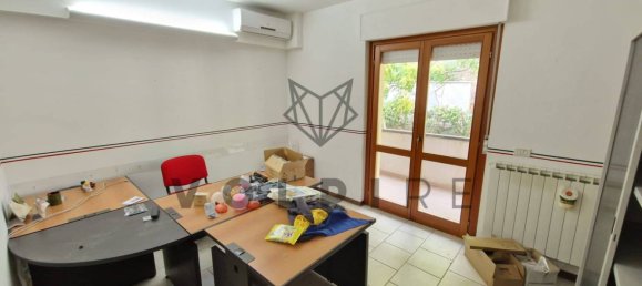 2-Zimmer Büro in Nocera Umbra, Italy, Nr. 71509 5