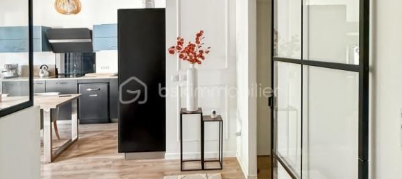 Apartamento de 2 dormitorios en Montevrain, France No. 324398 5