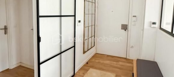 Apartamento de 2 dormitorios en Montevrain, France No. 324398 4
