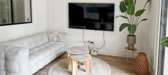 Apartamento de 2 dormitorios en Montevrain, France No. 324398 3