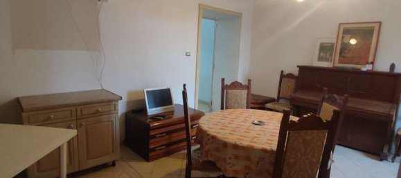 4 bedrooms House in Chiaravalle Centrale, Italy No. 373539 9