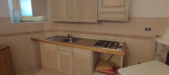 4 bedrooms House in Chiaravalle Centrale, Italy No. 373539 8