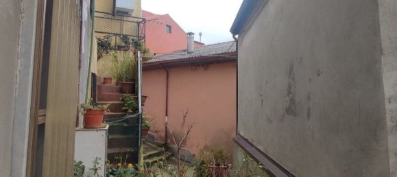 4 bedrooms House in Chiaravalle Centrale, Italy No. 373539 15