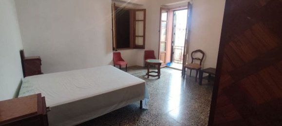 4 bedrooms House in Chiaravalle Centrale, Italy No. 373539 14