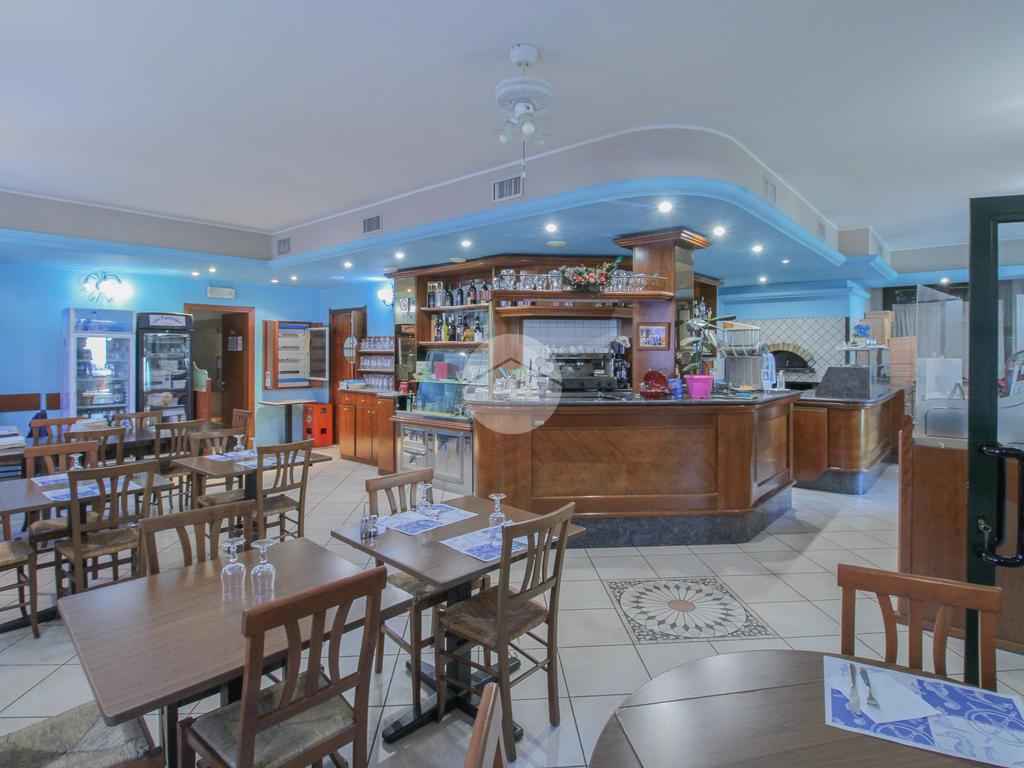 Imóvel comercial de 3 divisões em Truccazzano, Italy N.º 303468