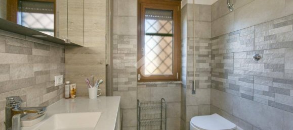 3 Schlafzimmer Wohnung in Mentana, Italy, Nr. 52338 17