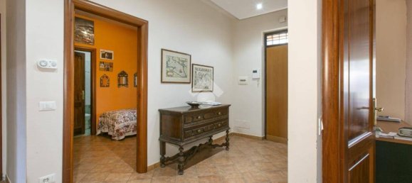 3 Schlafzimmer Wohnung in Mentana, Italy, Nr. 52338 7