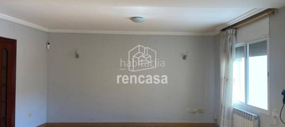 4 bedrooms Apartment in Lleida, Spain No. 139084 5