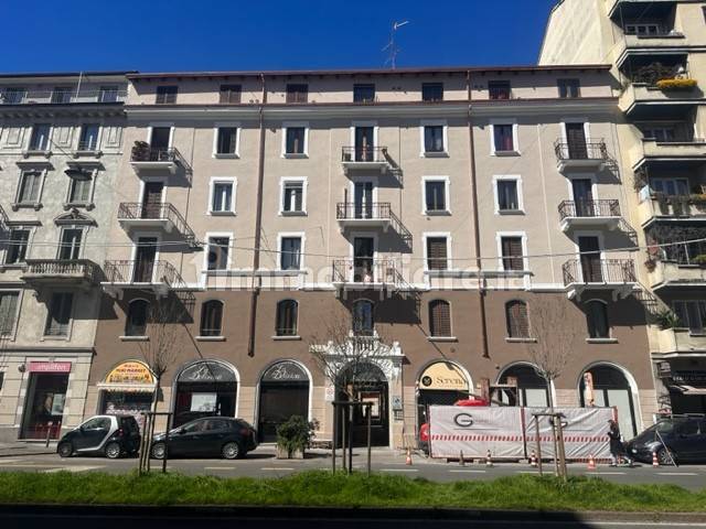 1 bedroom Apartment in Milan, Italy No. 379817