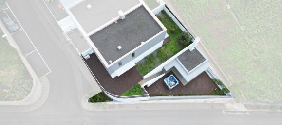 Casa de 3 dormitorios en Funchal, Portugal No. 84110 10