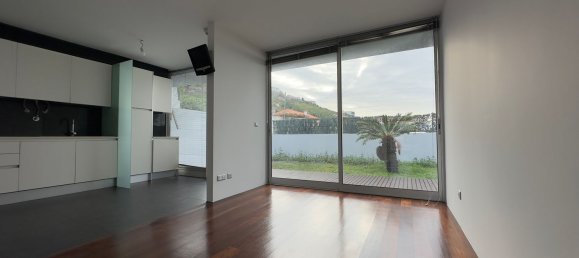 Casa de 3 dormitorios en Funchal, Portugal No. 84110 25